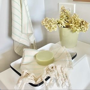 Bamboo + Turkish Cotton blend hand towel x2